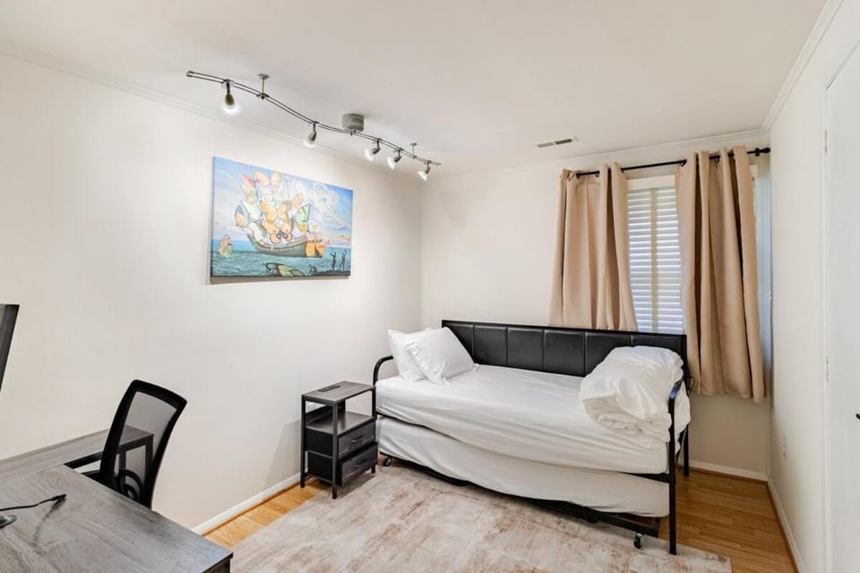 5 bedroom home near downtown Annapolis House in Annapolis