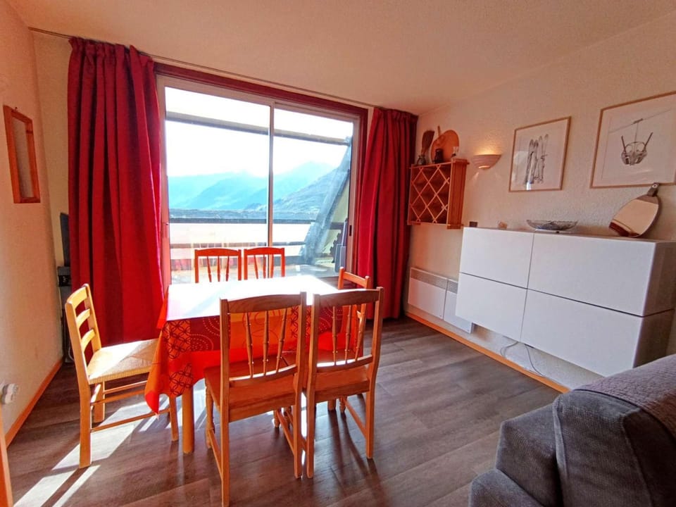 Studio Cabine 6 Couchages - Piau-Engaly - FR-1-457-395 Cabin in Saint-Lary-Soulan