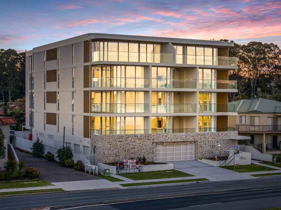 Sea You in Batemans Bay - Steps from the Beach Apartment in Batemans Bay