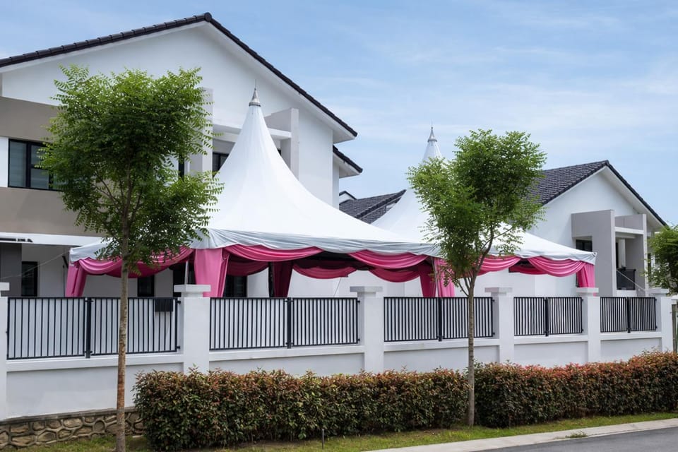 The Sam's Homestay Johor Bahru with KTV BBQ Netflix House in Johor Bahru