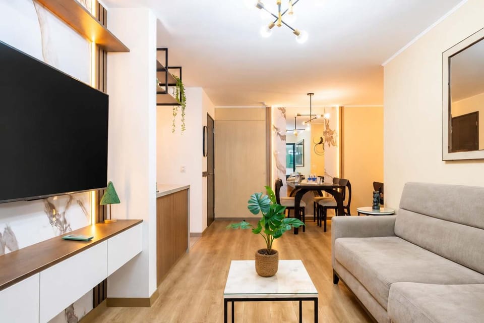 New & Spacious Apartment in Lince Apartment in Lima
