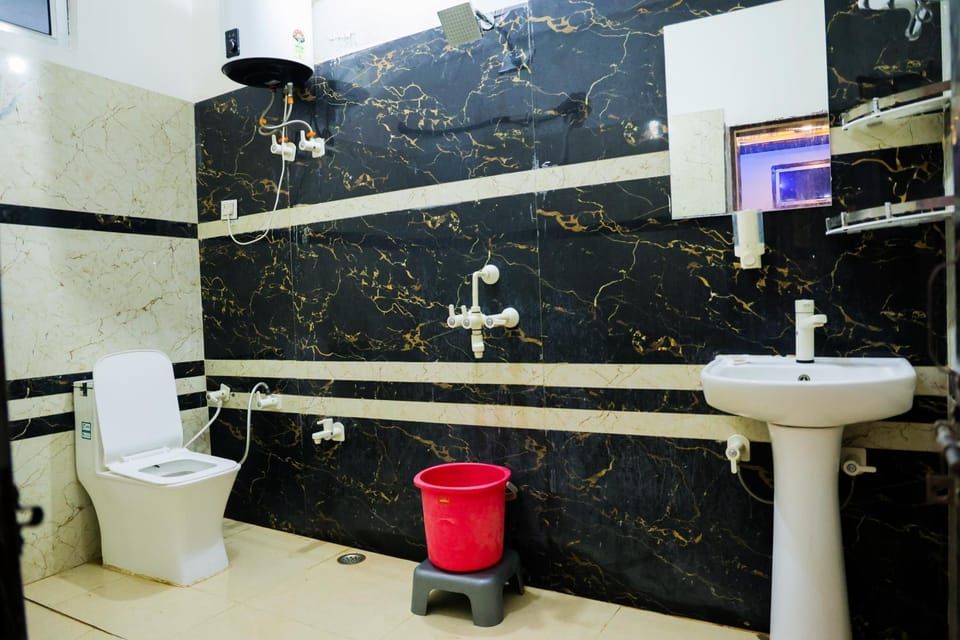 Toilet, Bathroom