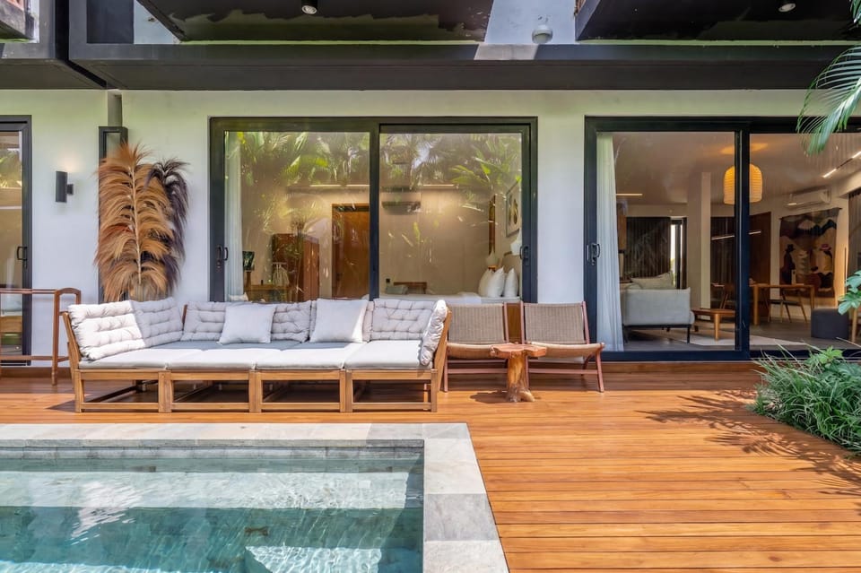Patio, Seating area, Swimming pool