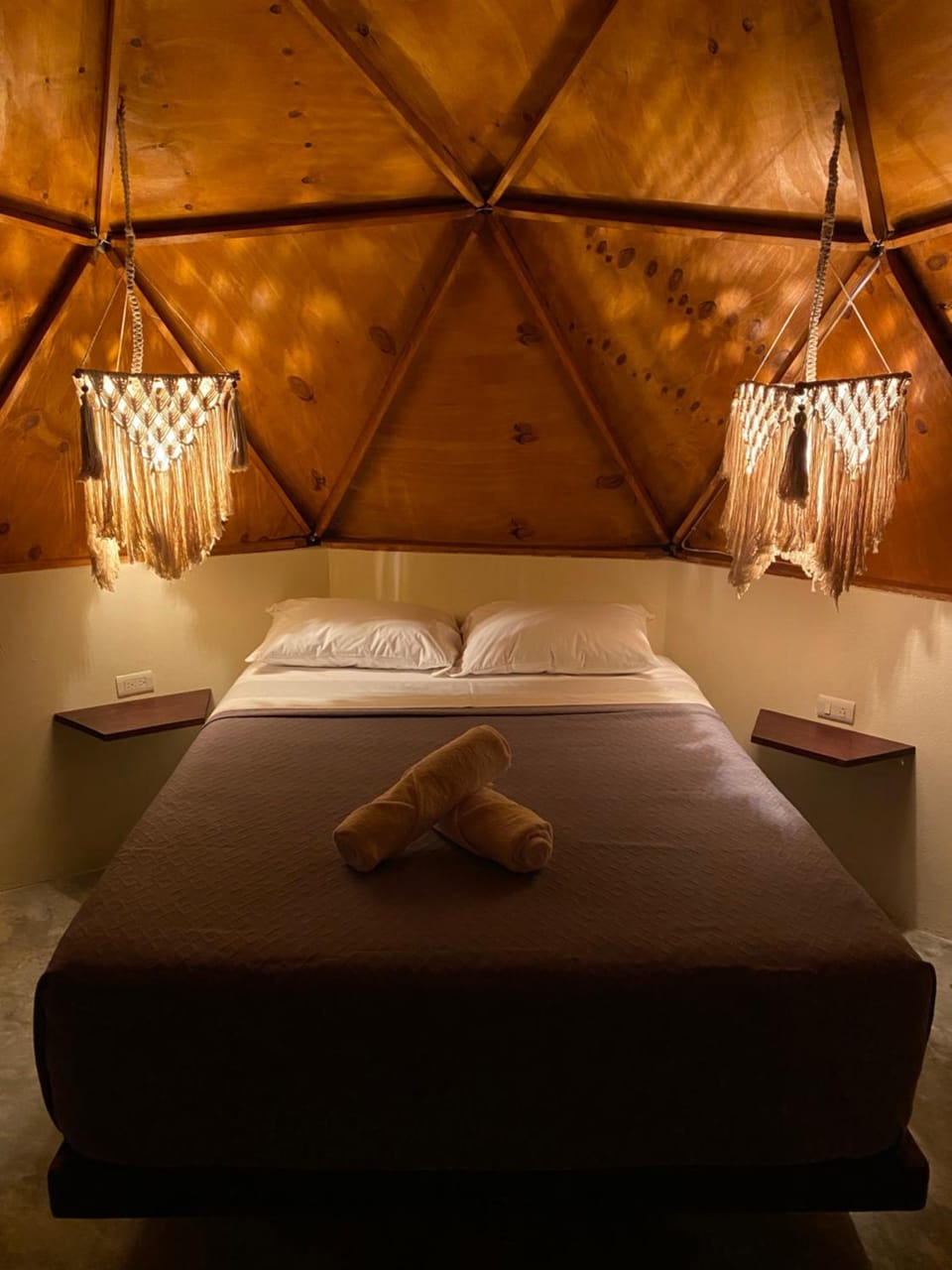 Frequency Beachfront Domes El Cuyo Hotel in State of Quintana Roo