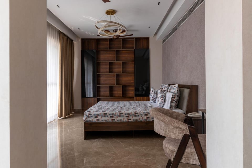 Bed, Photo of the whole room, Bedroom