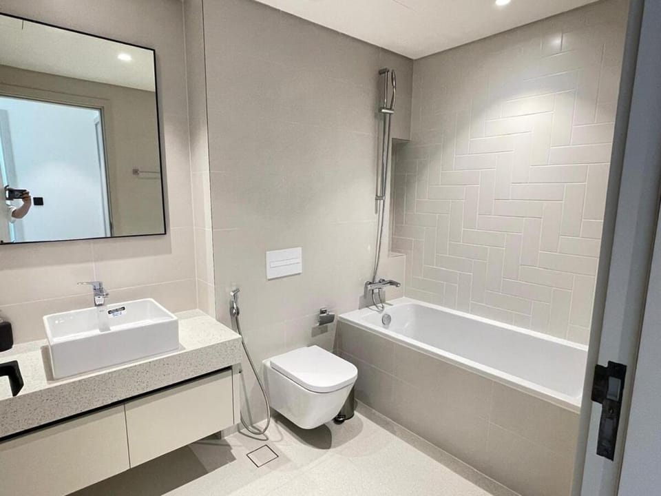 Shower, Toilet, Bathroom, Bath