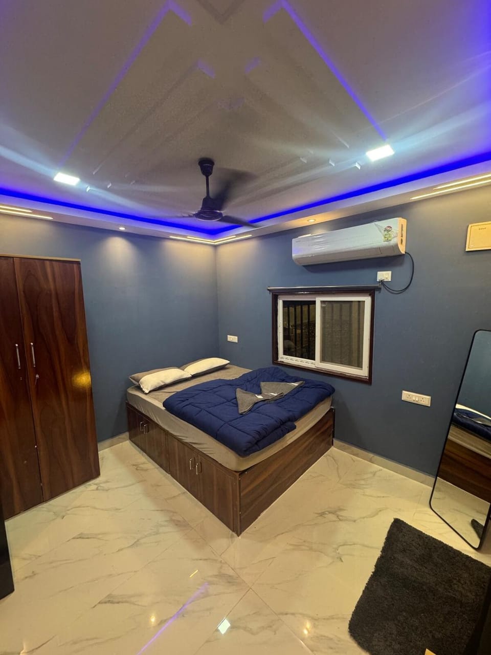 Luxury Private Farmhouse Pool & OutdoorMovie Night Villa in Hyderabad