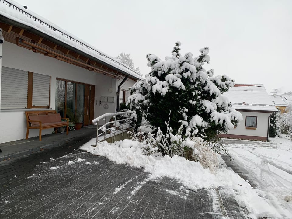 Property building, Day, Winter