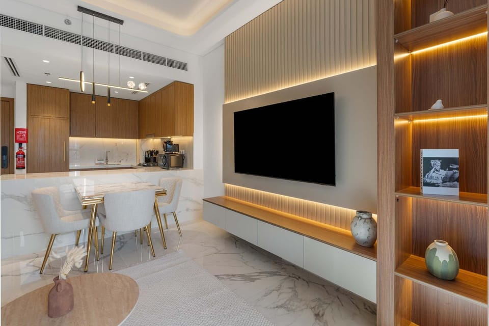 Modern 1BR Apartment w Balcony in Meydan Apartment in Dubai