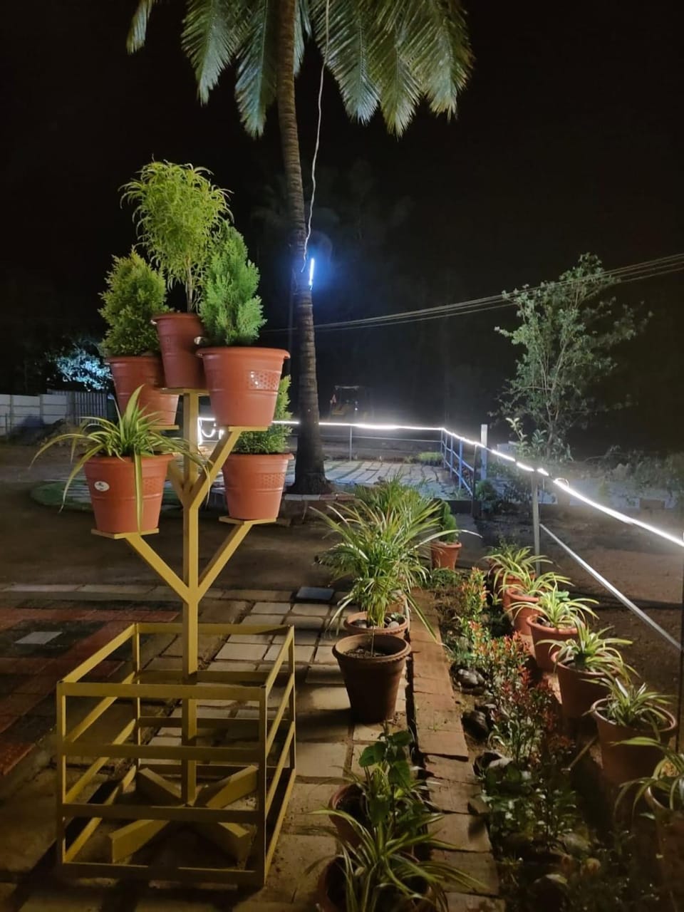 20 mins from yana caves A peaceful farmhouse with greenery and pool House in Karnataka