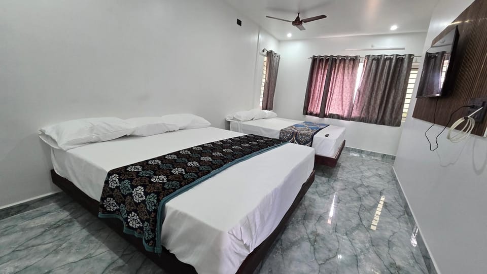 Sunrise Inn Bed and Breakfast in Tamil Nadu