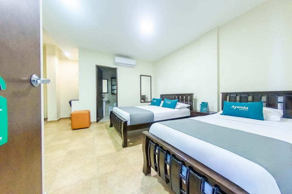 Bed, Photo of the whole room