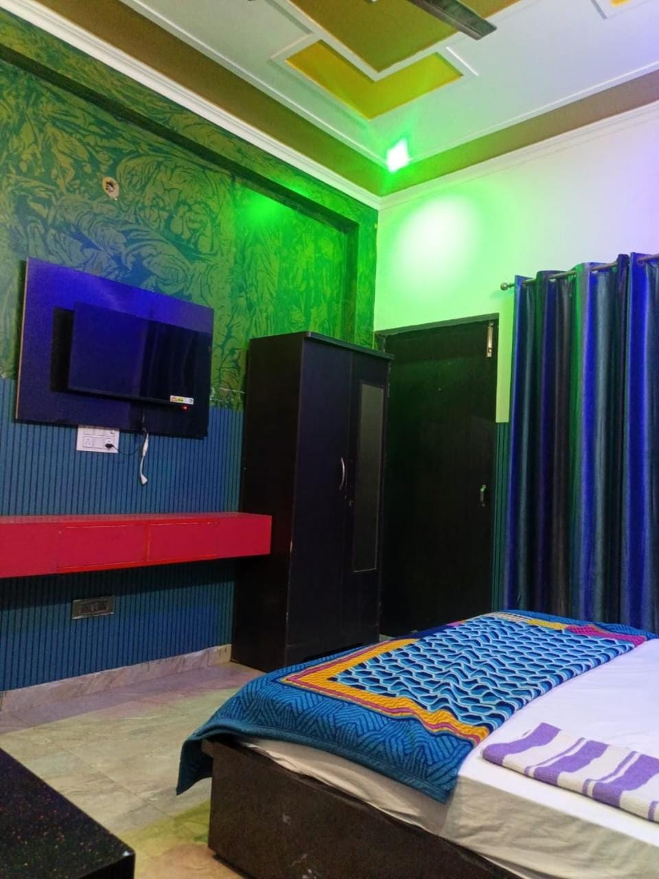 Hotel star residency Bed and Breakfast in Haryana