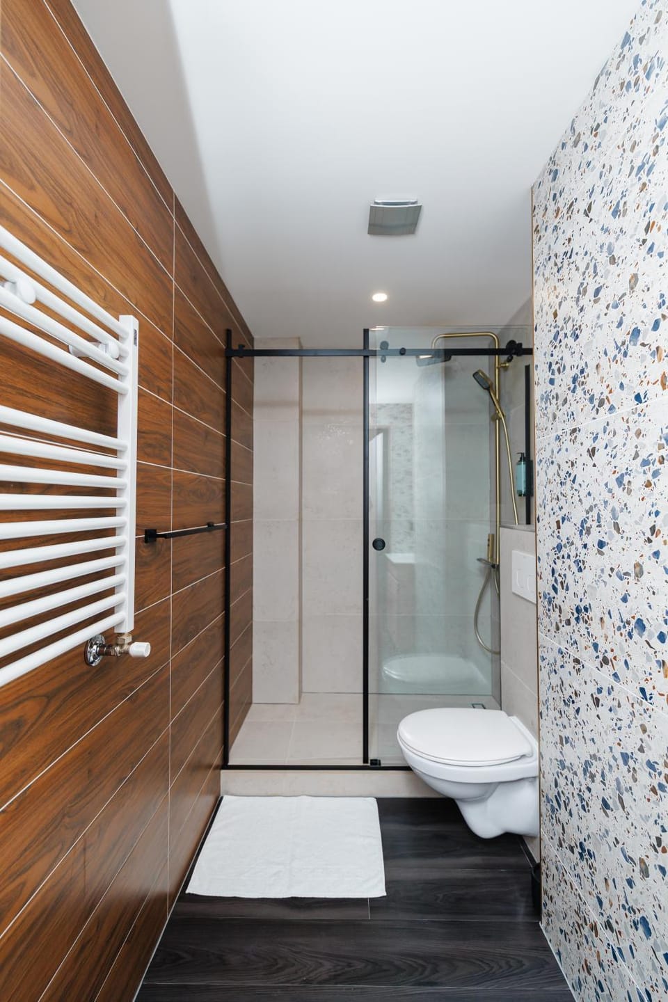 Luxury Airport Studio with Balcony Cozy & Modern Apartment in Chișinău