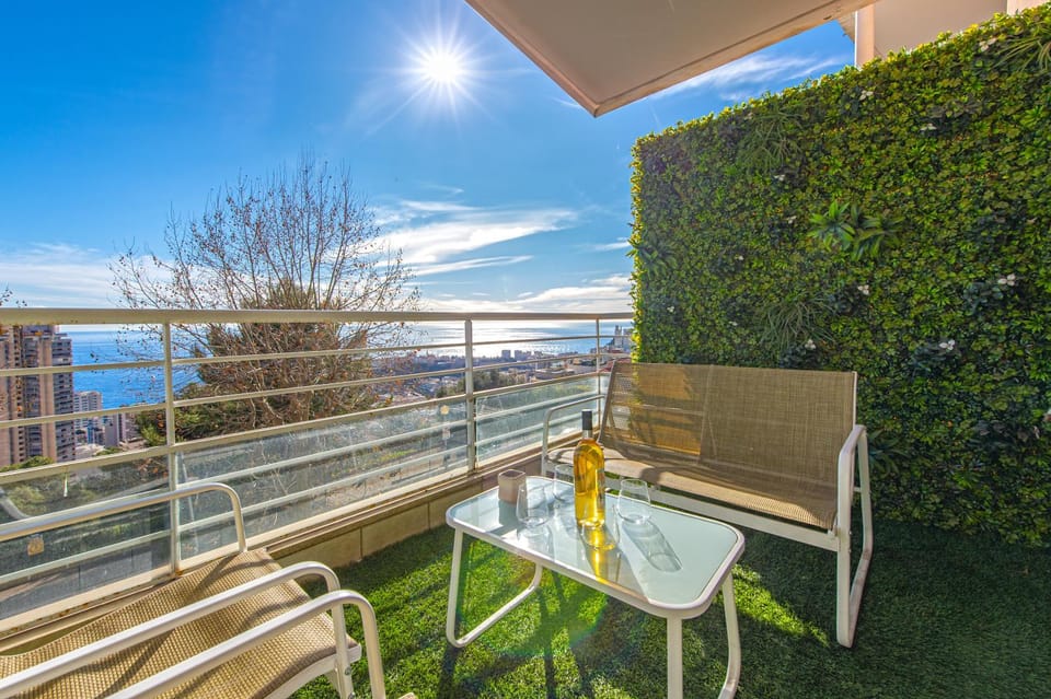 Patio, Day, Natural landscape, View (from property/room), Balcony/Terrace, Living room, Seating area, Dining area, Sea view