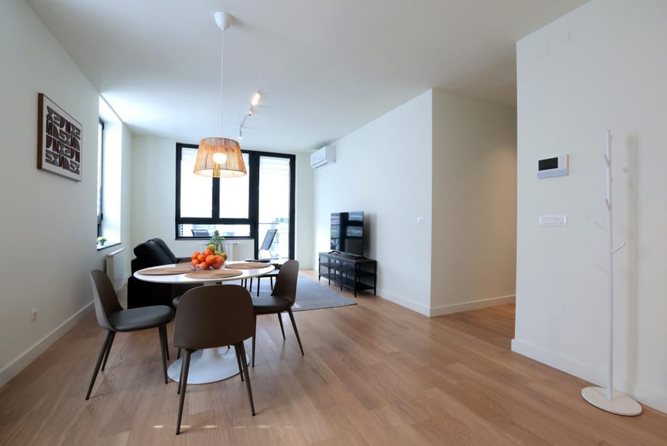 Kitchen or kitchenette, Living room, Seating area, Dining area, heating, internet, wardrobe, air conditioner