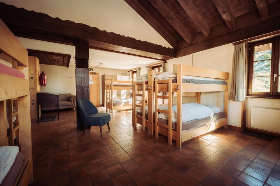 Bed, Photo of the whole room, Bedroom, bunk bed