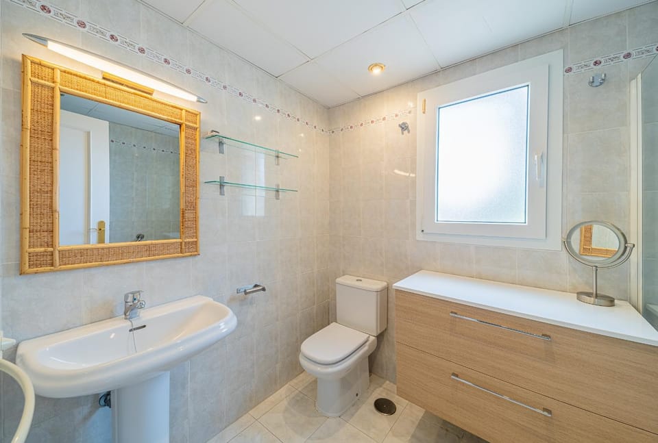 Bathroom, Living room