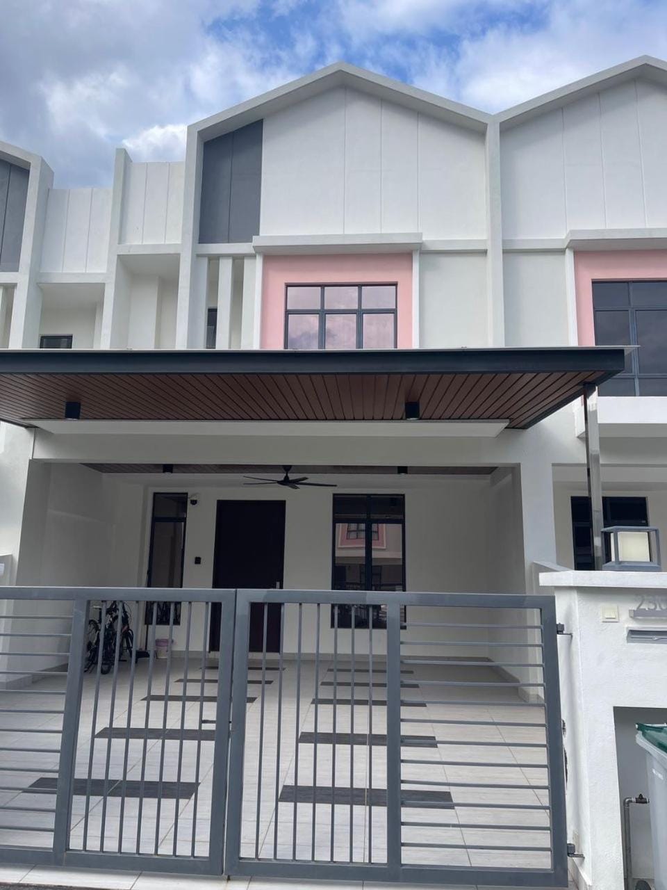 Modern & Cozy 3R3B Anggun El Homestay Seremban Senawang House in Negeri Sembilan, Malaysia