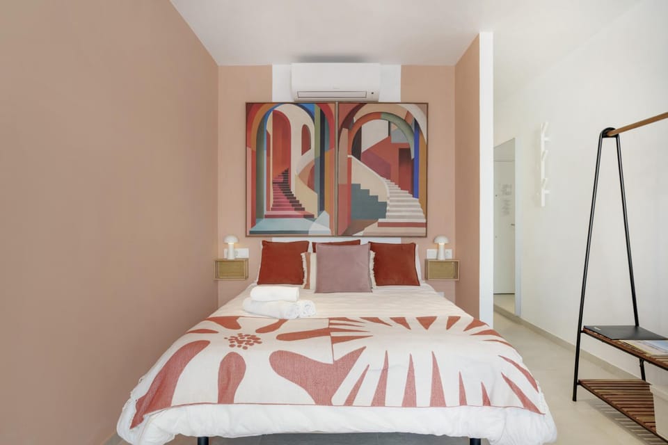 Living room, Bedroom