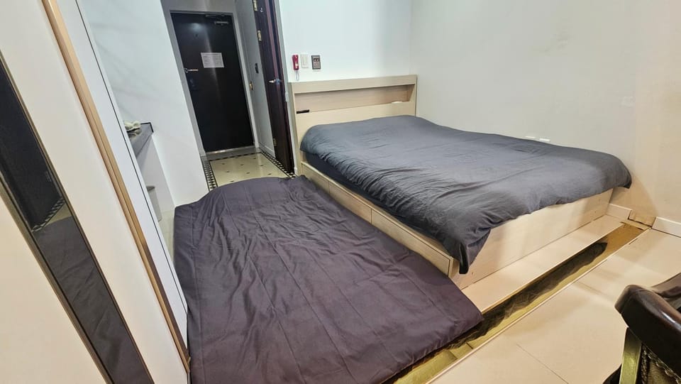 Bed, Photo of the whole room