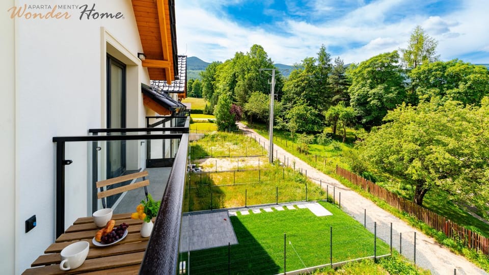 Property building, Day, Natural landscape, View (from property/room), Balcony/Terrace, Mountain view