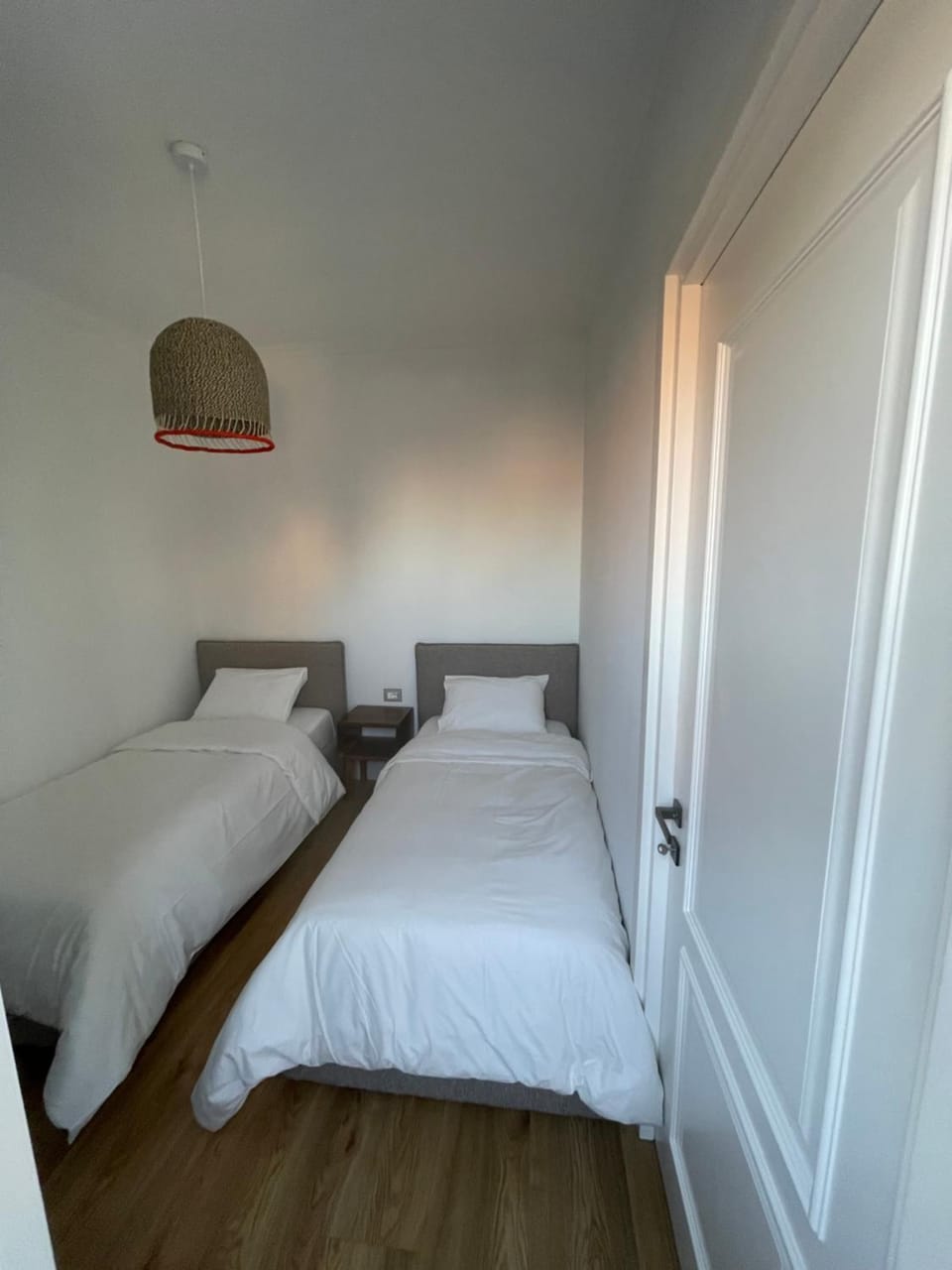 Bed, Bedroom, internet