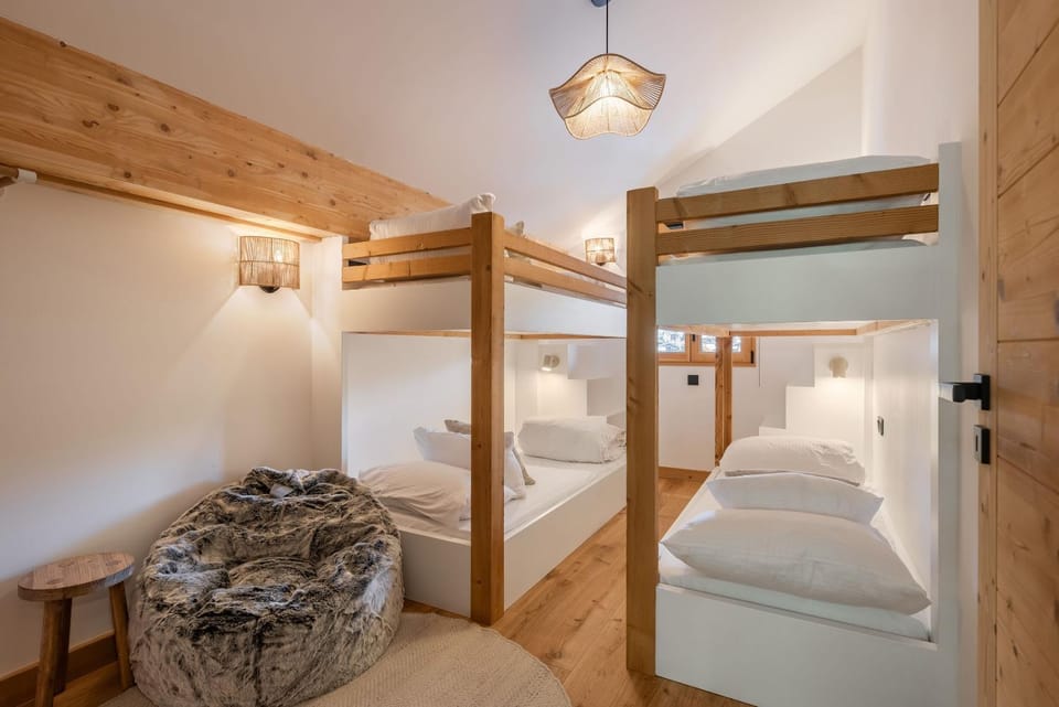 Bed, Photo of the whole room, Bedroom, bunk bed, wardrobe
