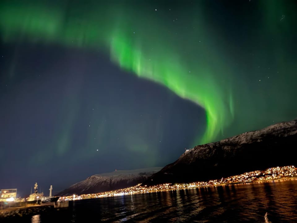 By the Sea and Mountains Apartment in Tromso