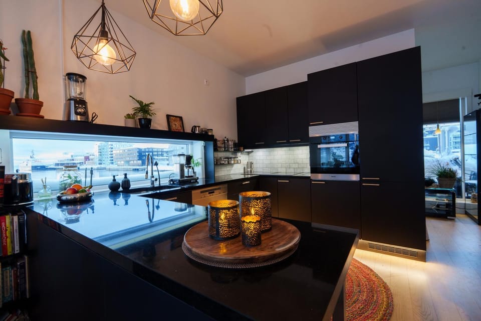 By the Sea and Mountains Apartment in Tromso