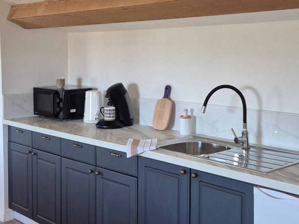 Coffee/tea facilities, Kitchen or kitchenette