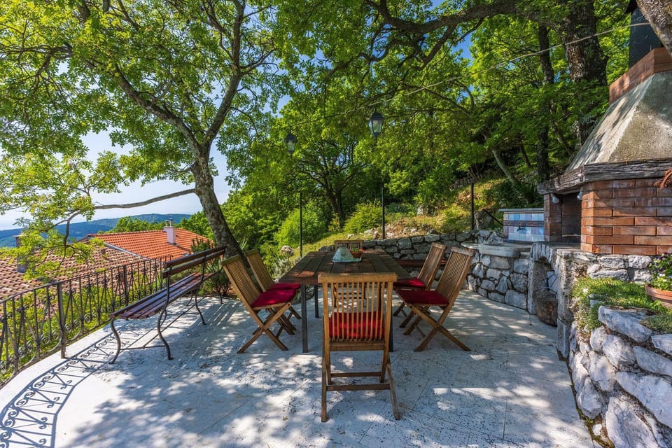 Hundefreundliche Villa mit Meerblick, Privatpool, mediterranem Garten House in Crikvenica