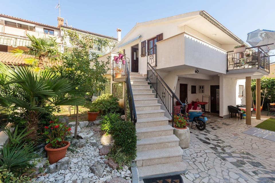 Komfortables Apartment nur 600 Meter zum Strand und zum UNESCO-Weltkulturerbe Apartment in Poreč
