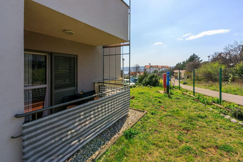Idyllisches Apartment mit Parkplatz, WiFi, Klima, Waschmaschine Apartment in Crikvenica