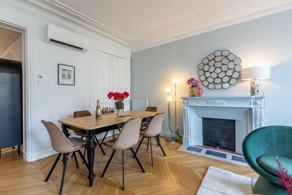 A4#Premium#Arc de Triomphe#ChampsElysées#3Bedrooms#AC Apartment in Paris