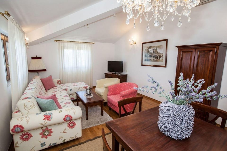 Charmantes Apartment nur 80 Meter zum Strand mit romantischen Balkon Apartment in Crikvenica
