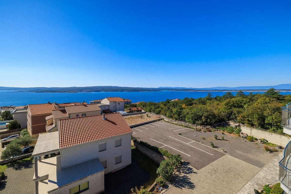 Atemberaubendes Apartment mit tollem Meerblick, Waschmaschine, Grillbereich Apartment in Crikvenica