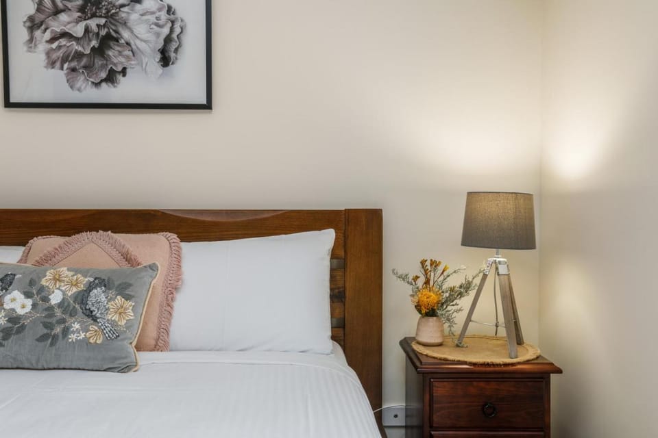 Galbraith Studio 3 - quiet studio by the pavilion Apartment in Apollo Bay