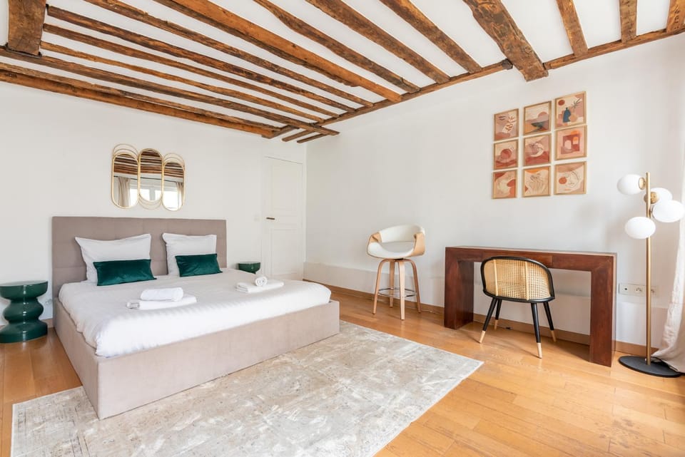 Bed, Bedroom
