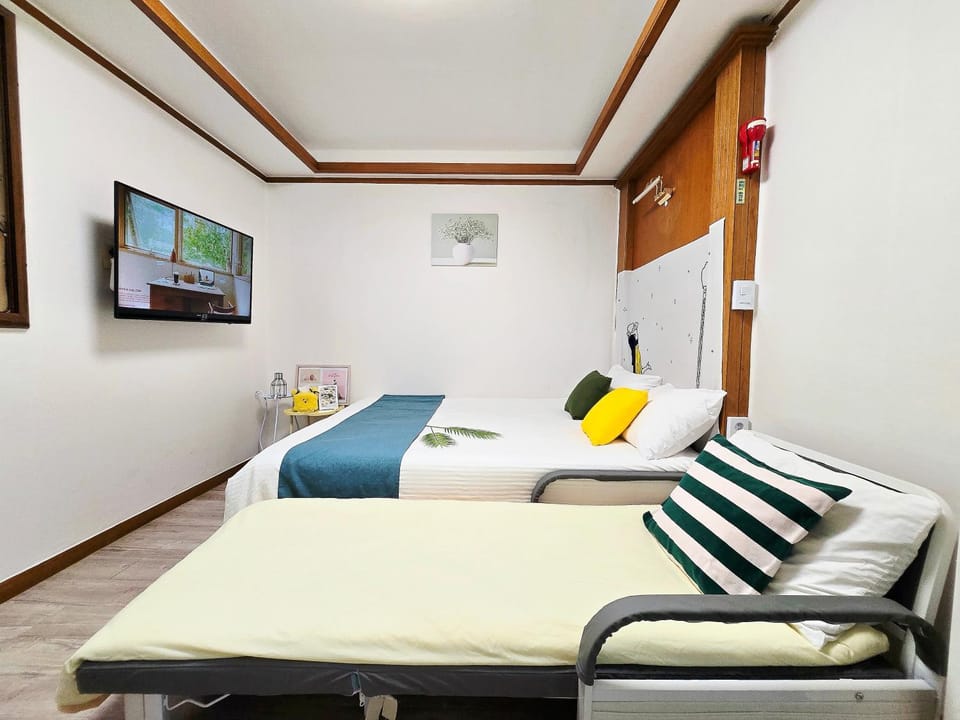 Bokman stay 01 Bed and Breakfast in Seoul