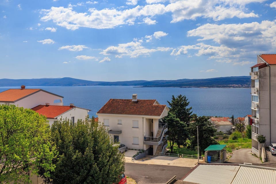 Komfortables Apartment mit Meerblick, Klima, WiFi und Waschmaschine Apartment in Crikvenica