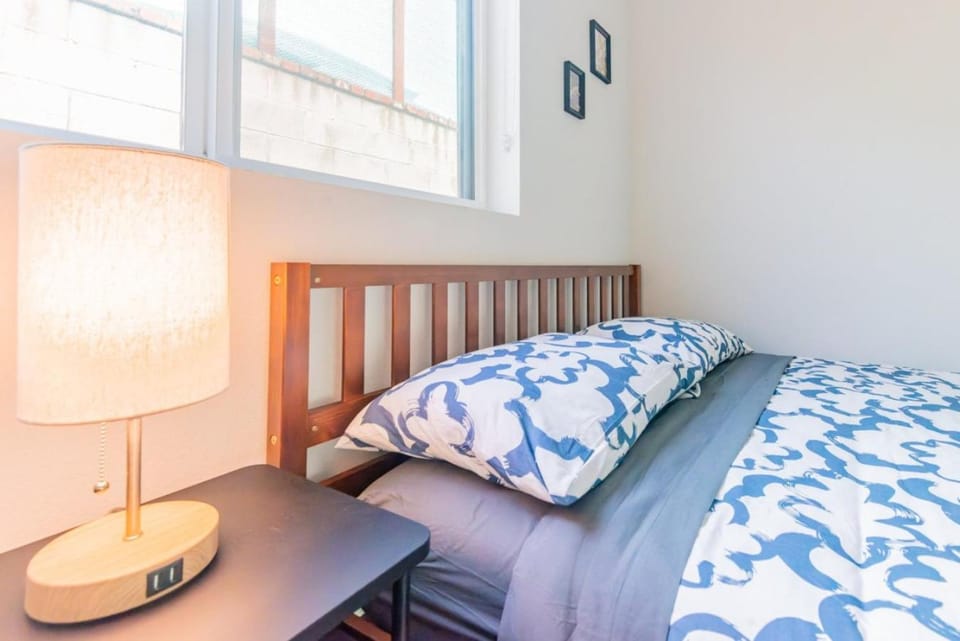 Affordable Room and Bath near Kaiser Hospital - YHB2 Apartment in Harbor City
