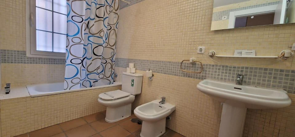 Bathroom, Bath