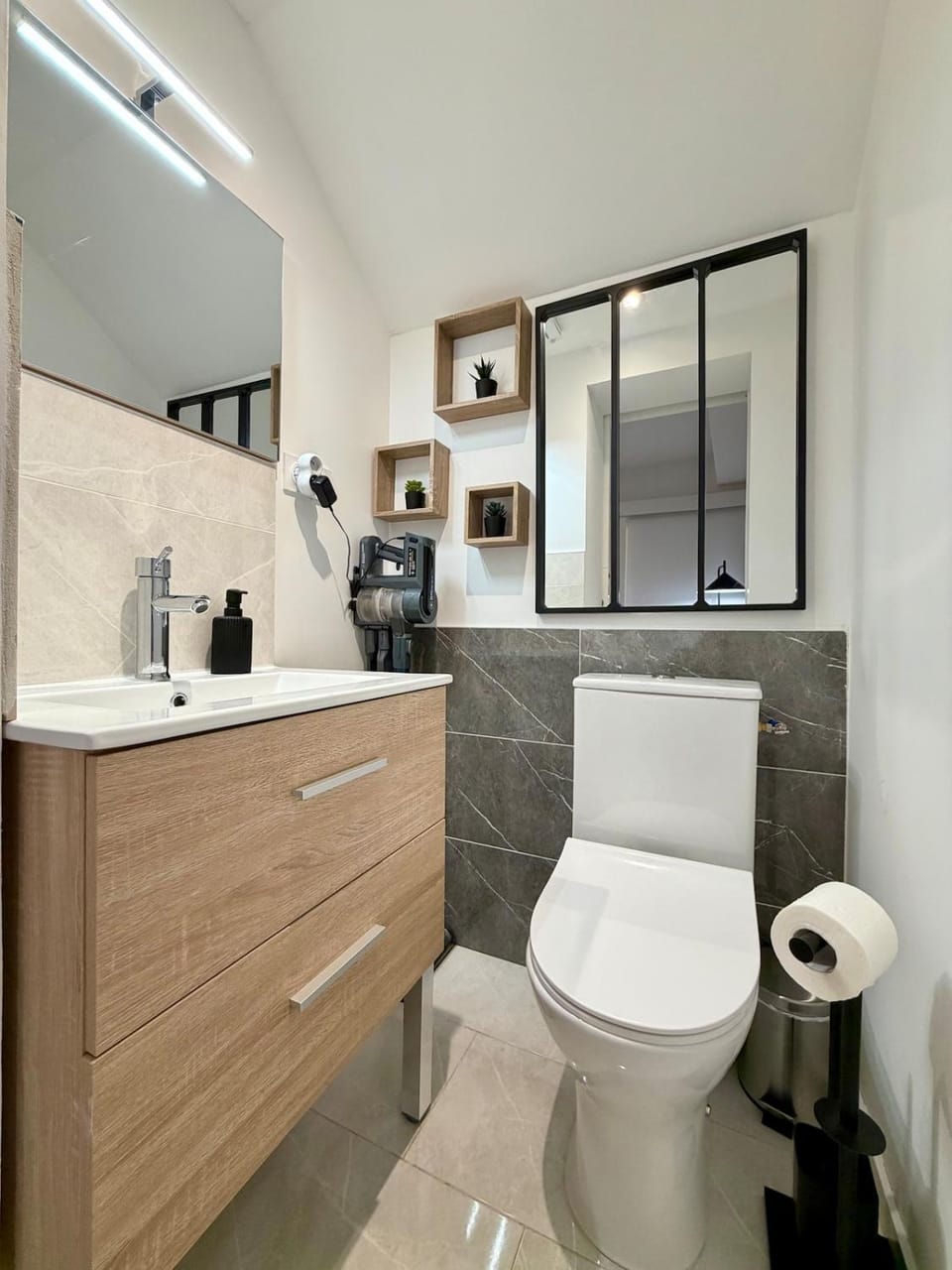 Lua, Proche Centre, Wifi Apartment in Bourgoin-Jallieu