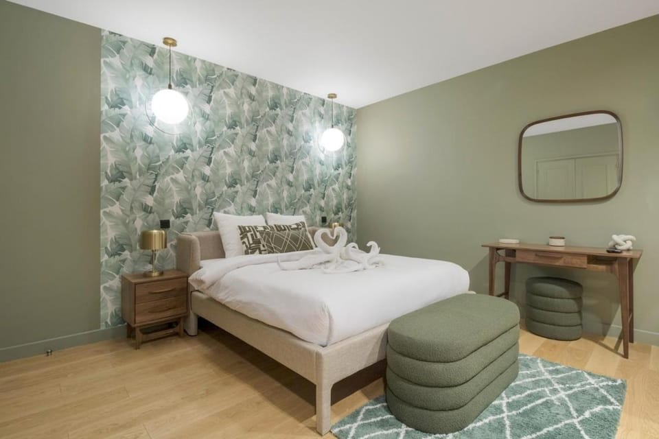 Modern studio in the heart of Paris near Eiffel Tower Apartment in Paris