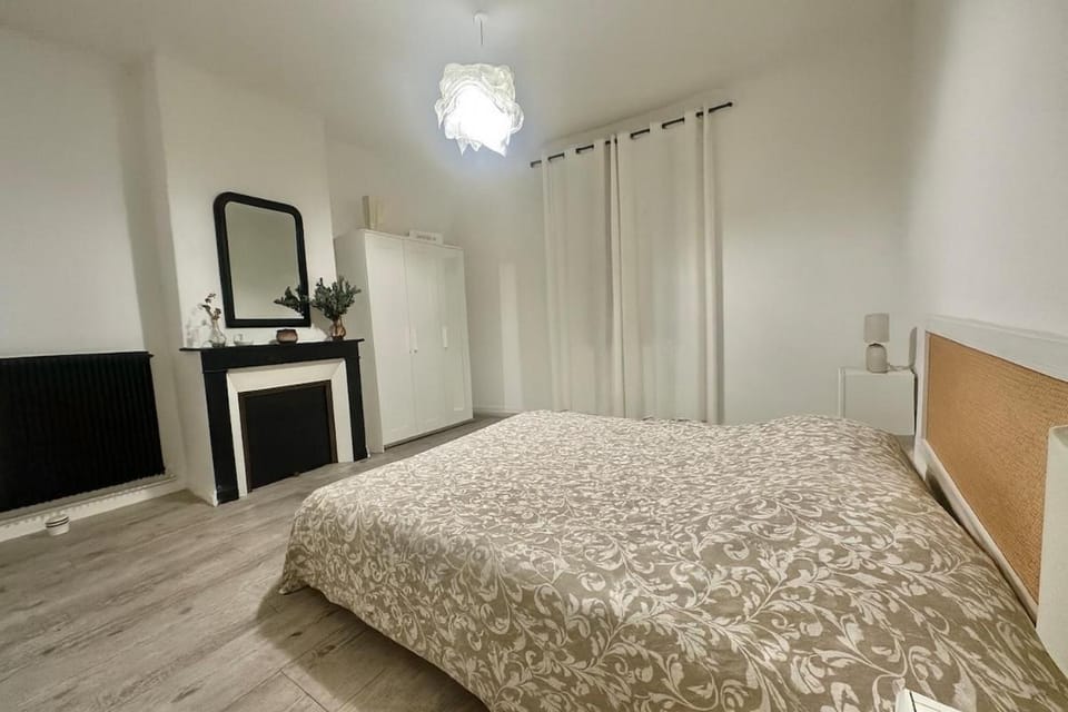 Appartement lumineux proche hyper-centre Apartment in Reims