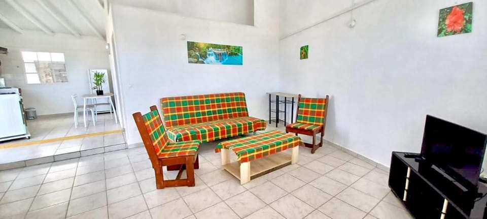Le Janoè, mer et montagne Apartment in Leeward Islands