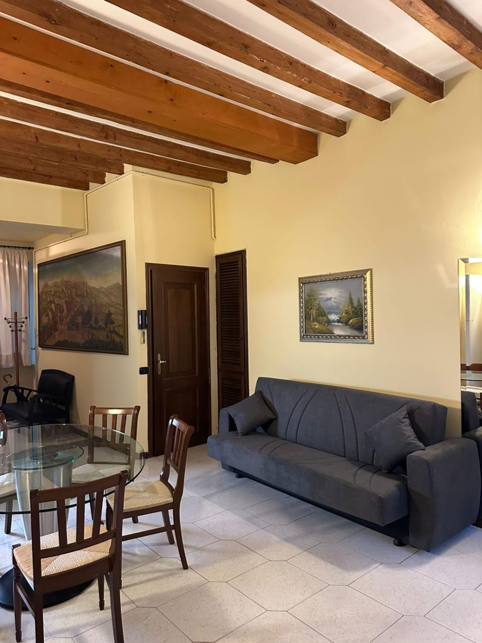 Johnny Suite 4 Apartment in Bergamo