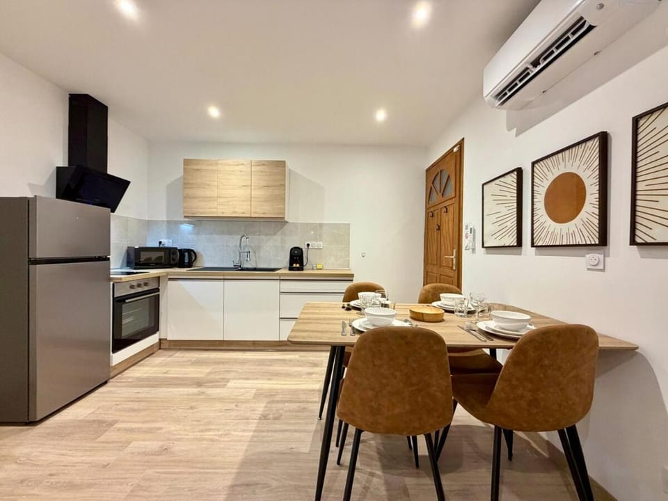 Afrodite, Proche centre, Wifi Apartment in Bourgoin-Jallieu