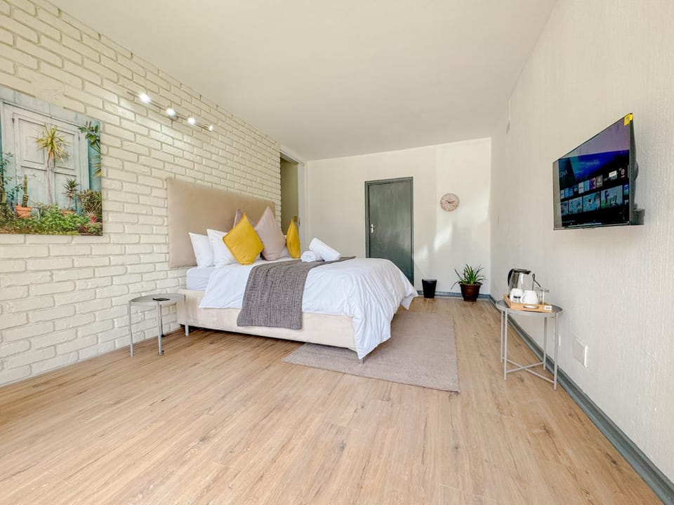 Berrybliss Guesthouse - Bedfordview Bed and Breakfast in Gauteng